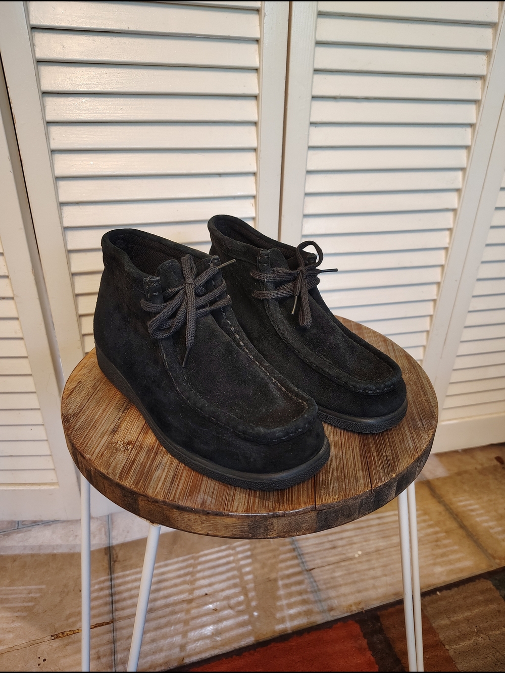 Hush Puppies Black Suede Moccasins - Size 5 - Like New NWOT